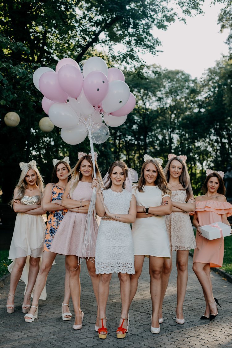 Increase your bridal party size with these cost saving tips